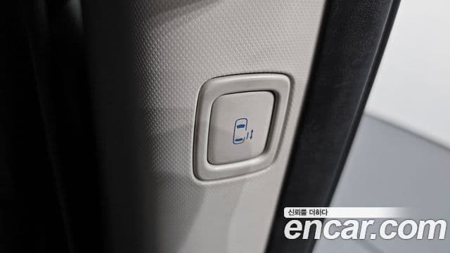 Hyundai Staria 2021 — Şəkil 19/20