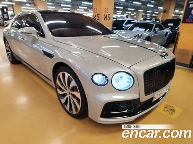 Bentley Flying Spur 2021 — ფოტო 3/20