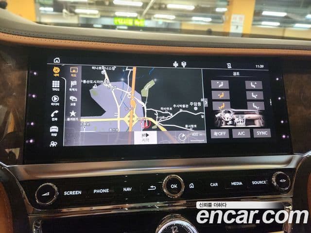 Bentley Flying Spur 2021 — ფოტო 14/20