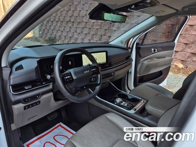 Kia Carnival 2024 — Şəkil 10/20