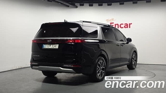 Kia Carnival 2020 — Фото 2/20
