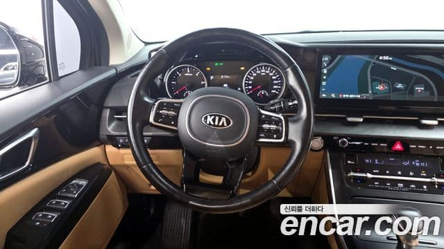 Kia Carnival 2020 — Фото 13/20