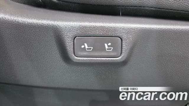 Kia Carnival 2022 — Şəkil 17/20