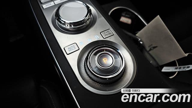 Genesis GV70 2022 — Şəkil 9/20