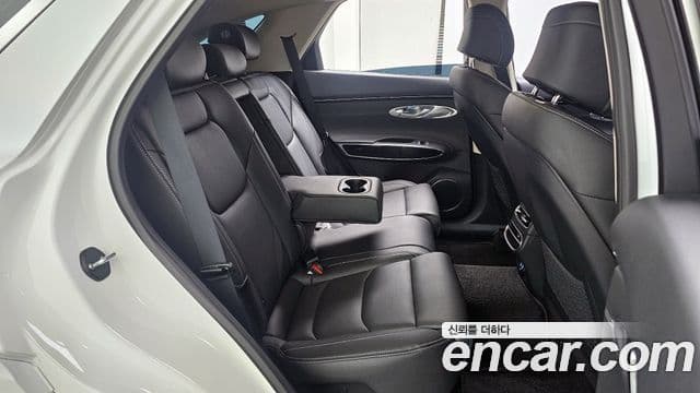 Genesis GV70 2022 — Şəkil 12/20