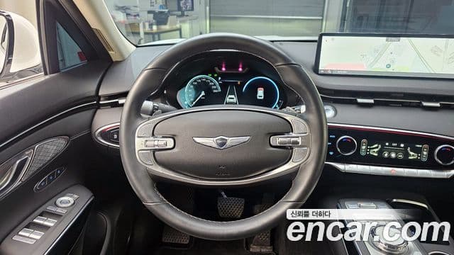 Genesis GV70 2022 — Şəkil 14/20