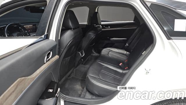 Kia K5 2021 — Şəkil 11/20