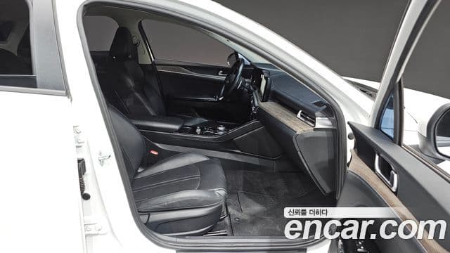 Kia K5 2021 — Şəkil 12/20