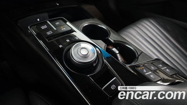 Kia K8 2022 — Şəkil 7/20