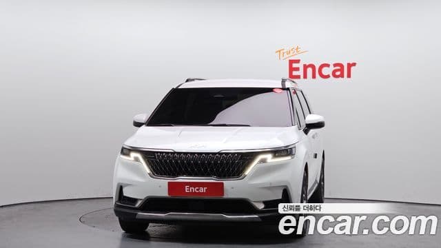 Kia Carnival 2022 — ფოტო 3/20