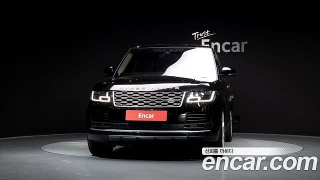 Land Rover Range Rover 2018 — ფოტო 2/20