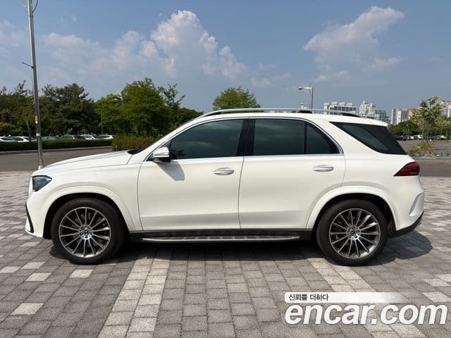 Mercedes-Benz GLE-Class 2025 — ფოტო 2/20