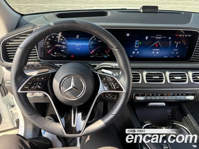 Mercedes-Benz GLE-Class 2025 — ფოტო 11/20