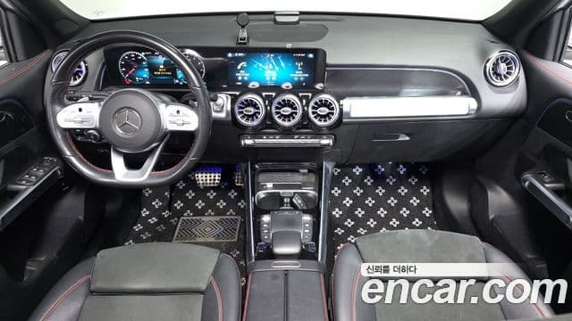 Mercedes-Benz GLB-Class 2021 — Фото 7/20