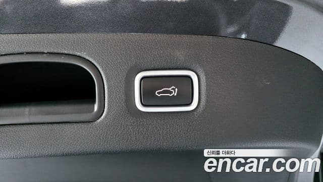 Kia Stinger 2020 — ფოტო 20/20