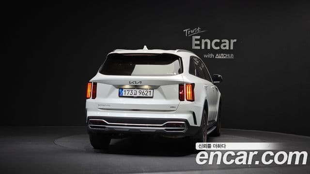 Kia Sorento 2022 — Photo 15/20