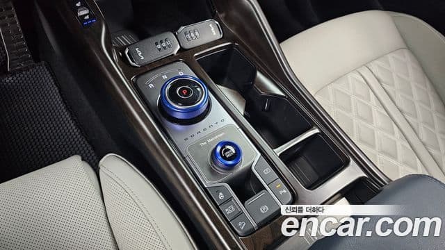 Kia Sorento 2022 — Photo 3/20