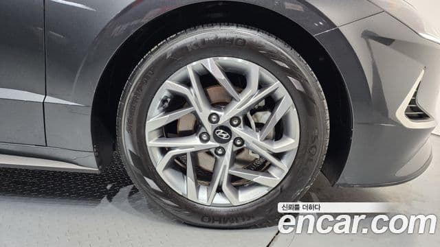 Hyundai Sonata Hybrid 2019 — Şəkil 17/20