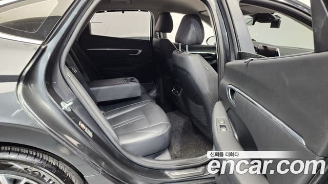 Hyundai Sonata Hybrid 2019 — Şəkil 14/20