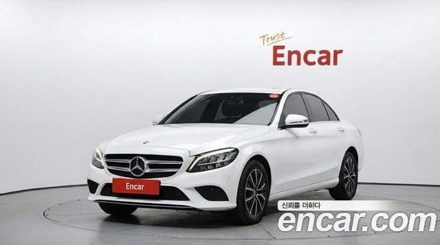 Mercedes-Benz C-Class 2019 — ფოტო 6/20