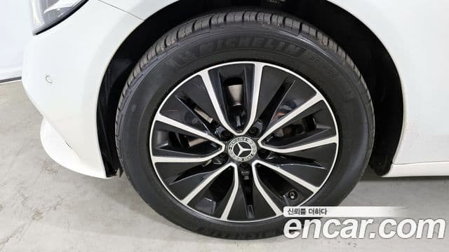 Mercedes-Benz C-Class 2019 — ფოტო 11/20