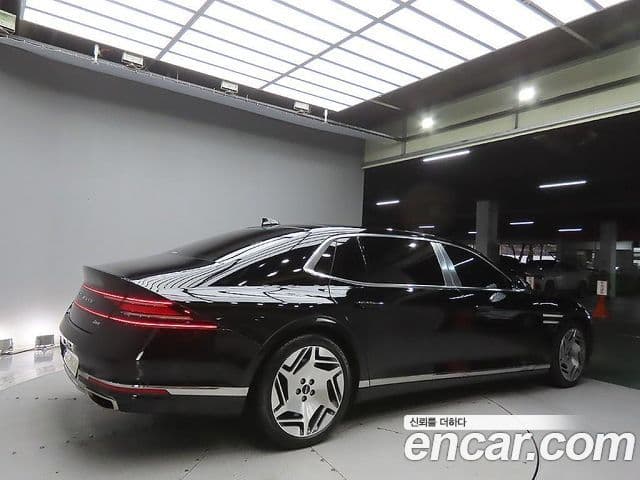 Genesis G90 2022 — Şəkil 3/20