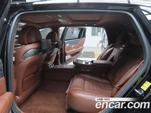 Genesis G90 2022 — Şəkil 7/20