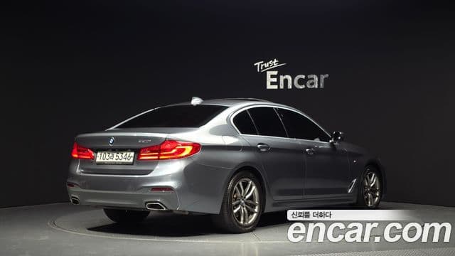 BMW 5 Series 2020 — Фото 2/20