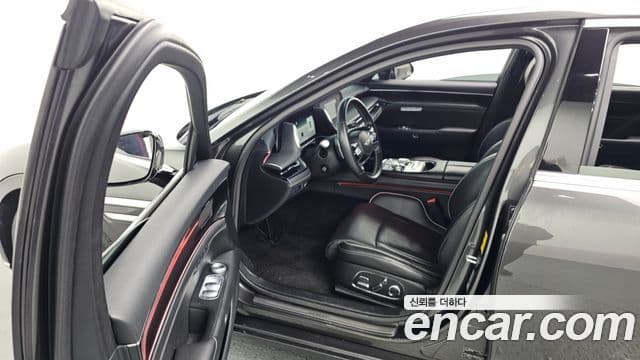 Genesis G90 2022 — Photo 18/20