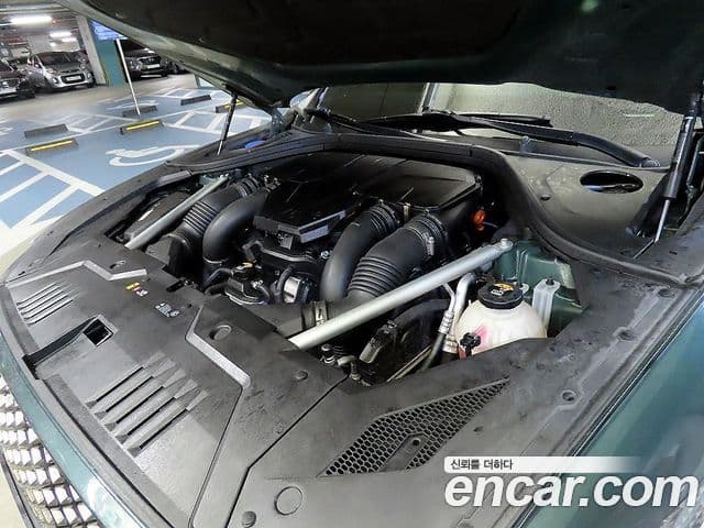 Genesis GV70 2022 — Şəkil 19/20