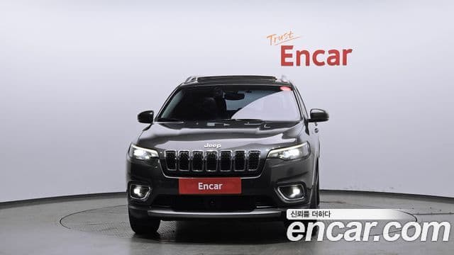 Jeep Cherokee 2021 — ფოტო 3/20