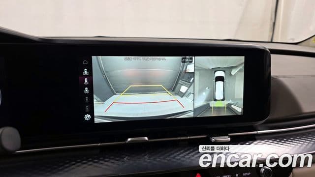 Kia Carnival 2023 — ფოტო 15/20