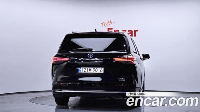 Toyota Sienna 2023 — Şəkil 4/20