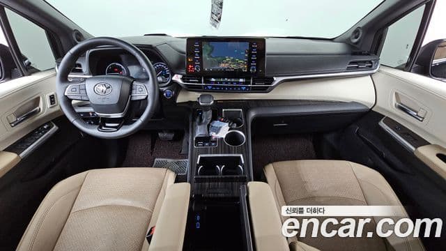 Toyota Sienna 2023 — Şəkil 7/20