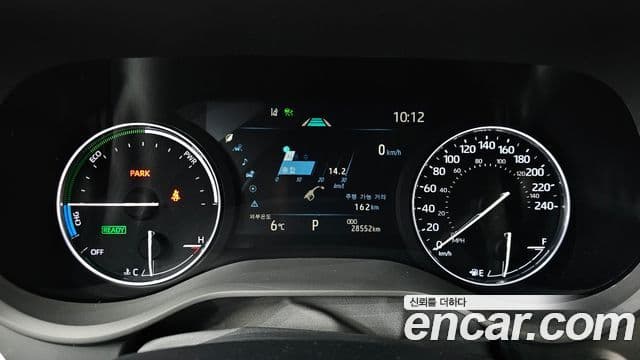 Toyota Sienna 2023 — Şəkil 8/20