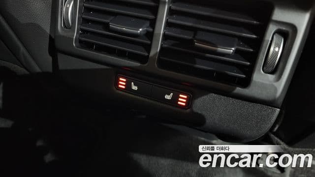 Land Rover Range Rover Evoque 2019 — ფოტო 19/20