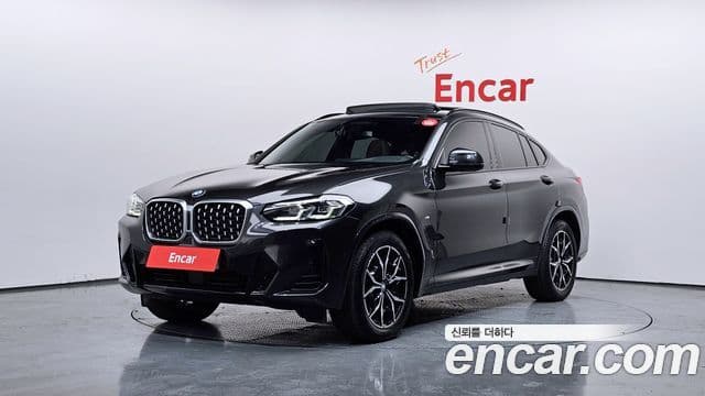 BMW X4 2023 — ფოტო 10/20