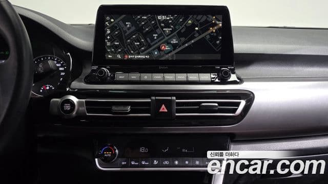 Kia Seltos 2019 — ფოტო 14/20