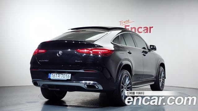 Mercedes-Benz GLE-Class 2024 — ფოტო 2/20