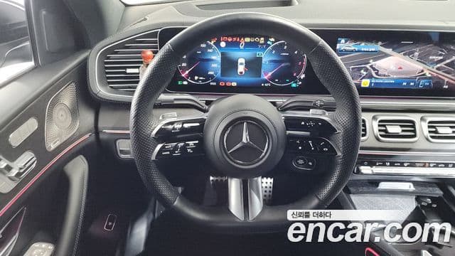 Mercedes-Benz GLE-Class 2024 — ფოტო 13/20