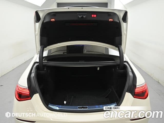 Mercedes-Benz S-Class 2021 — ფოტო 19/20