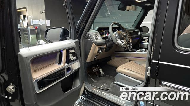Mercedes-Benz G-Class 2021 — Photo 18/20