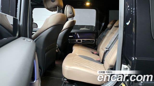 Mercedes-Benz G-Class 2021 — Photo 7/20