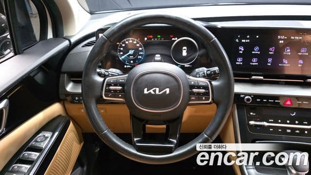 Kia Carnival 2021 — Фото 13/20