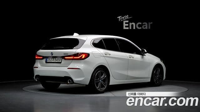 BMW 1 Series 2021 — Şəkil 2/20