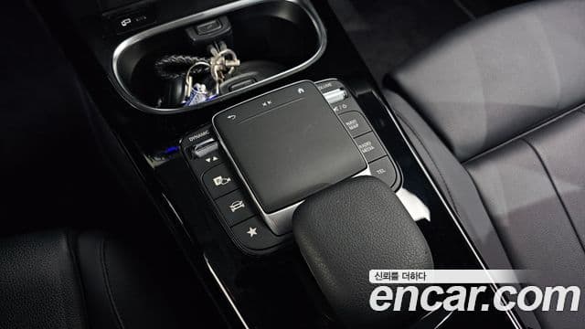 Mercedes-Benz A-Class 2022 — ფოტო 16/20