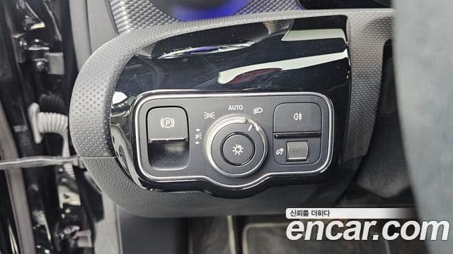 Mercedes-Benz A-Class 2022 — ფოტო 18/20