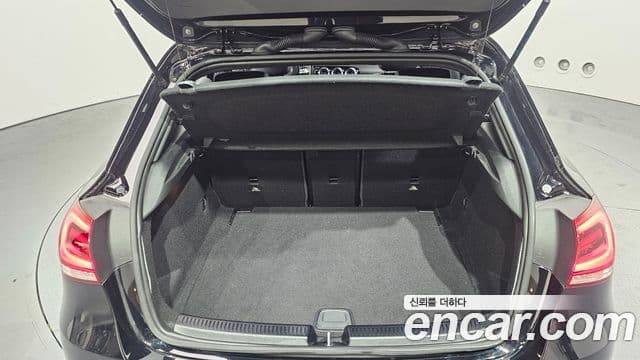 Mercedes-Benz A-Class 2022 — ფოტო 20/20
