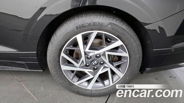 Hyundai Grandeur Hybrid 2023 — Şəkil 7/20