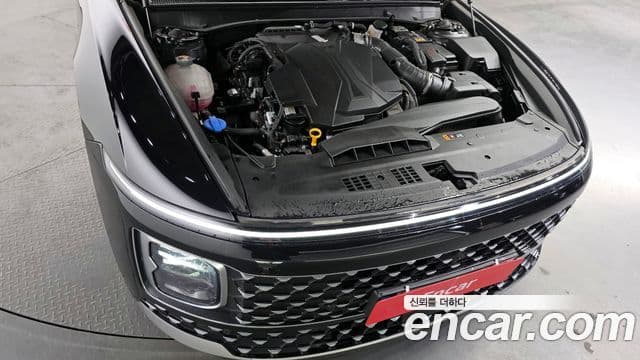 Hyundai Grandeur Hybrid 2023 — Şəkil 19/20